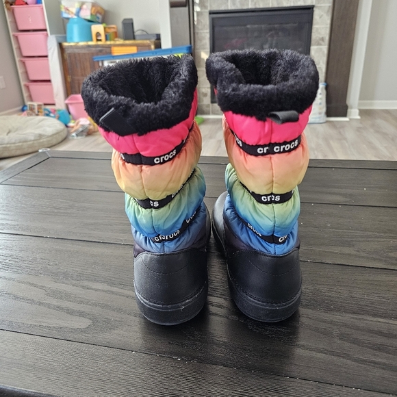 Crocs Crocbrand Winter Boots - Picture 5 of 7